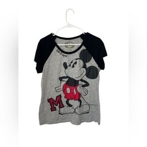 Disney Mickey Graphic Tee XL